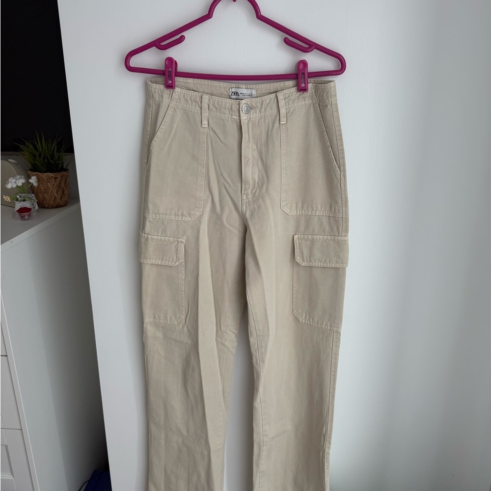 Zara Womens Beige Cargo Pants